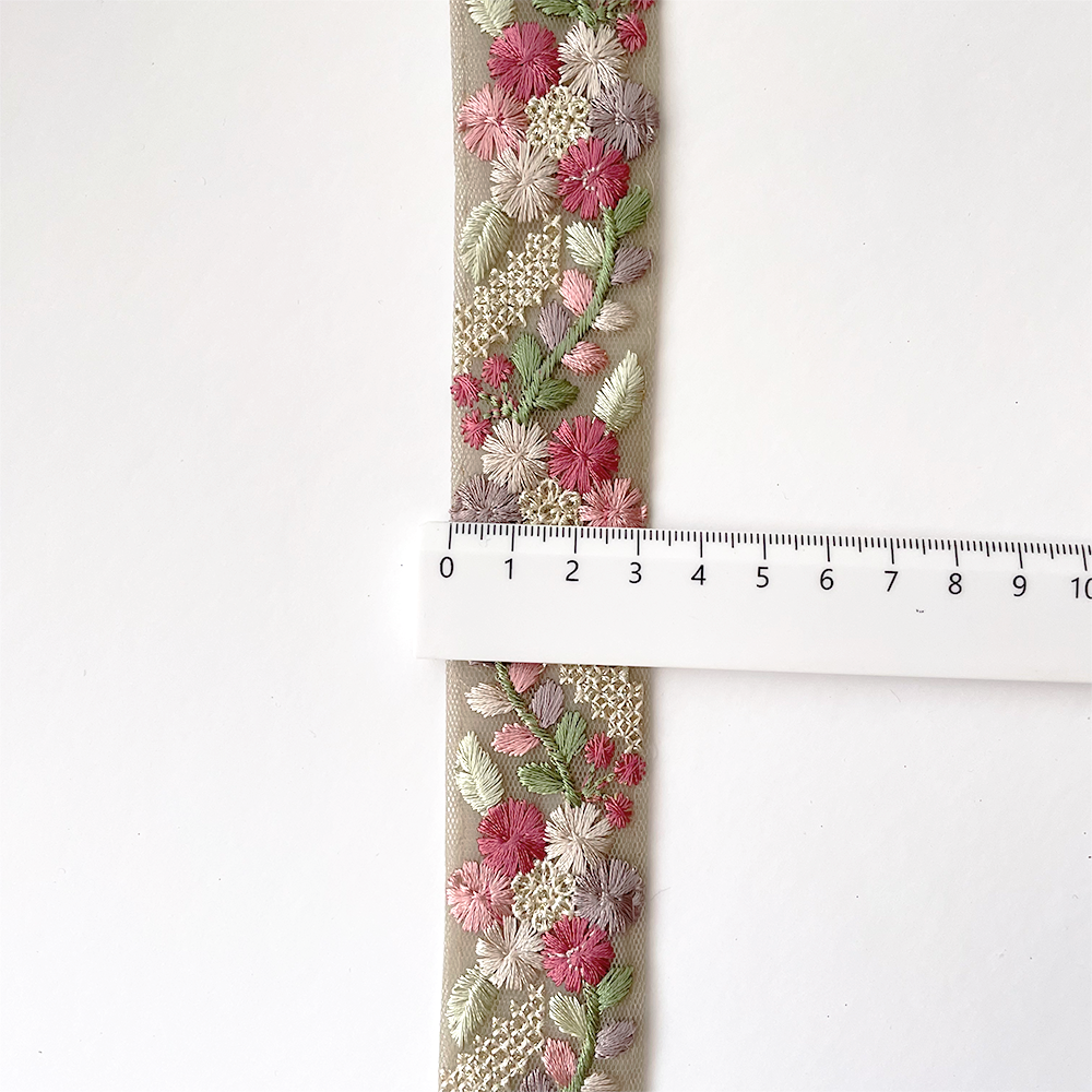 913 【 幅：3cm 】 インド刺繍リボン　グリーンベージュ　チュール　ピンク　パープル　グリーン