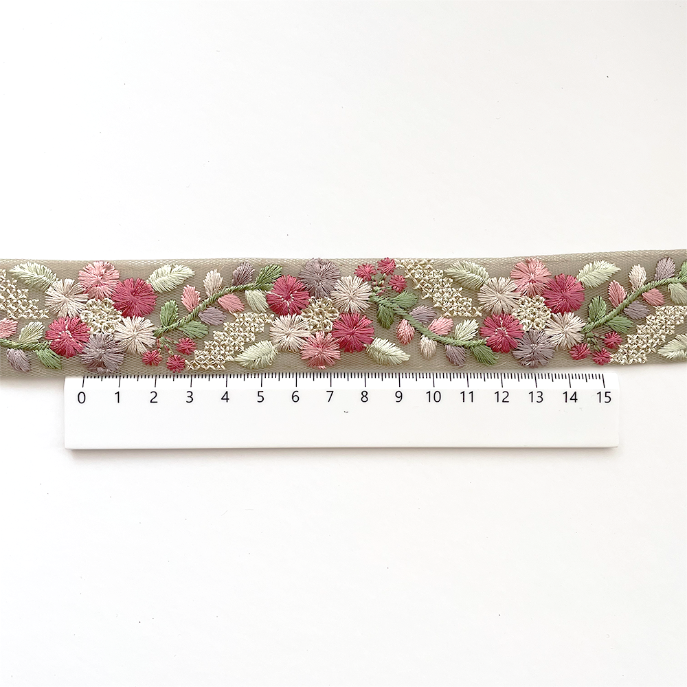 913 【 幅：3cm 】 インド刺繍リボン　グリーンベージュ　チュール　ピンク　パープル　グリーン