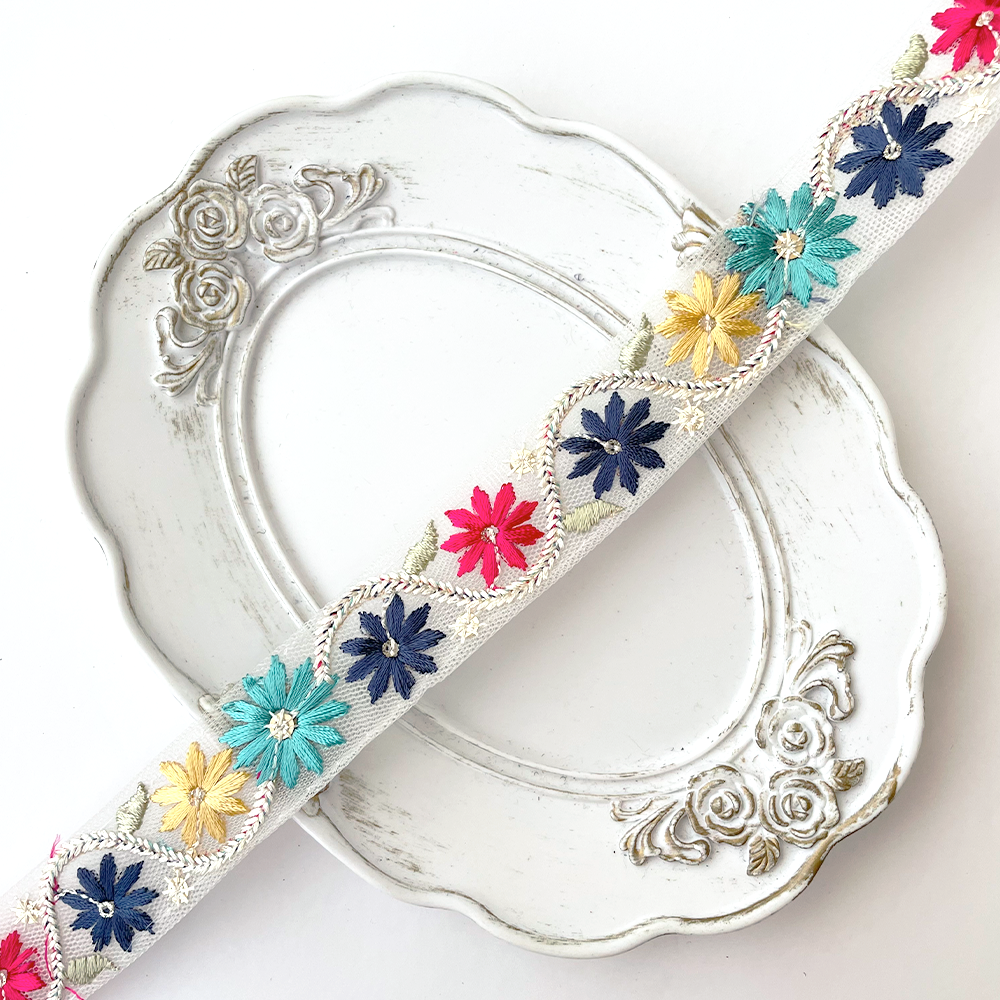 930 【 幅：2.5cm 】 インド刺繍リボン　ホワイト　ベビーグリーン　チュール　ブルー　ピンク　イエロー　ターコイ