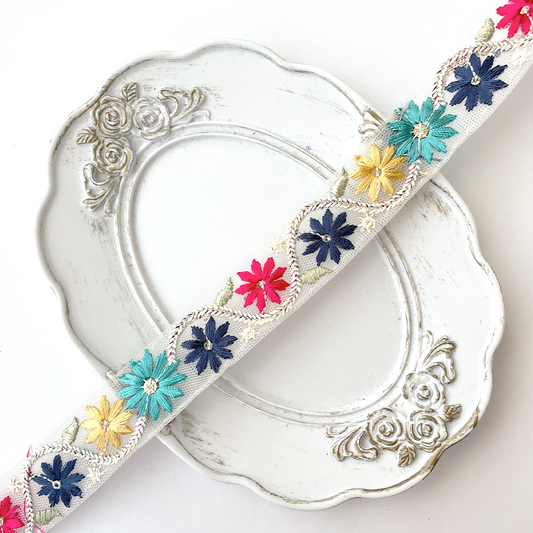 930 【 幅：2.5cm 】 インド刺繍リボン　ホワイト　ベビーグリーン　チュール　ブルー　ピンク　イエロー　ターコイ