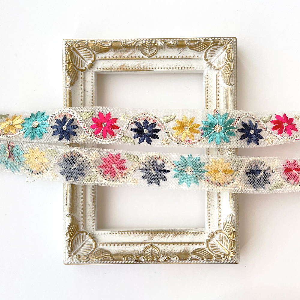 930 【 幅：2.5cm 】 インド刺繍リボン　ホワイト　ベビーグリーン　チュール　ブルー　ピンク　イエロー　ターコイ