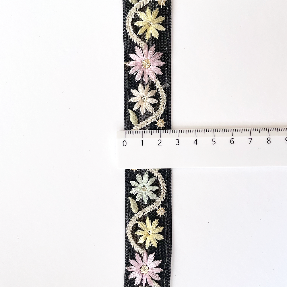 932 【 幅：2.5cm 】 インド刺繍リボン　ブラック　チュール　ベビーイエロー　ベビーピンク　ベビーミント