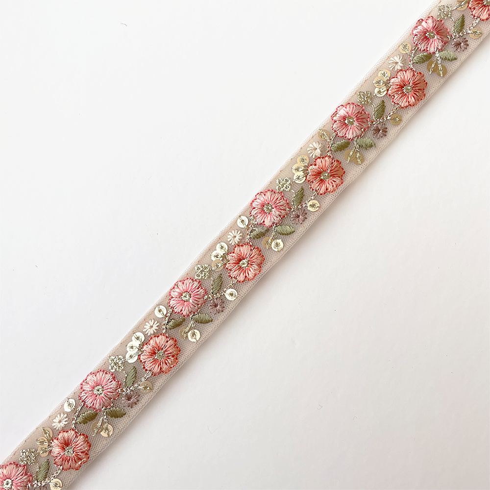 938 【 幅：2.5cm 】 インド刺繍リボン　ベージュ　チュール　ピンク　サーモン　グリーン