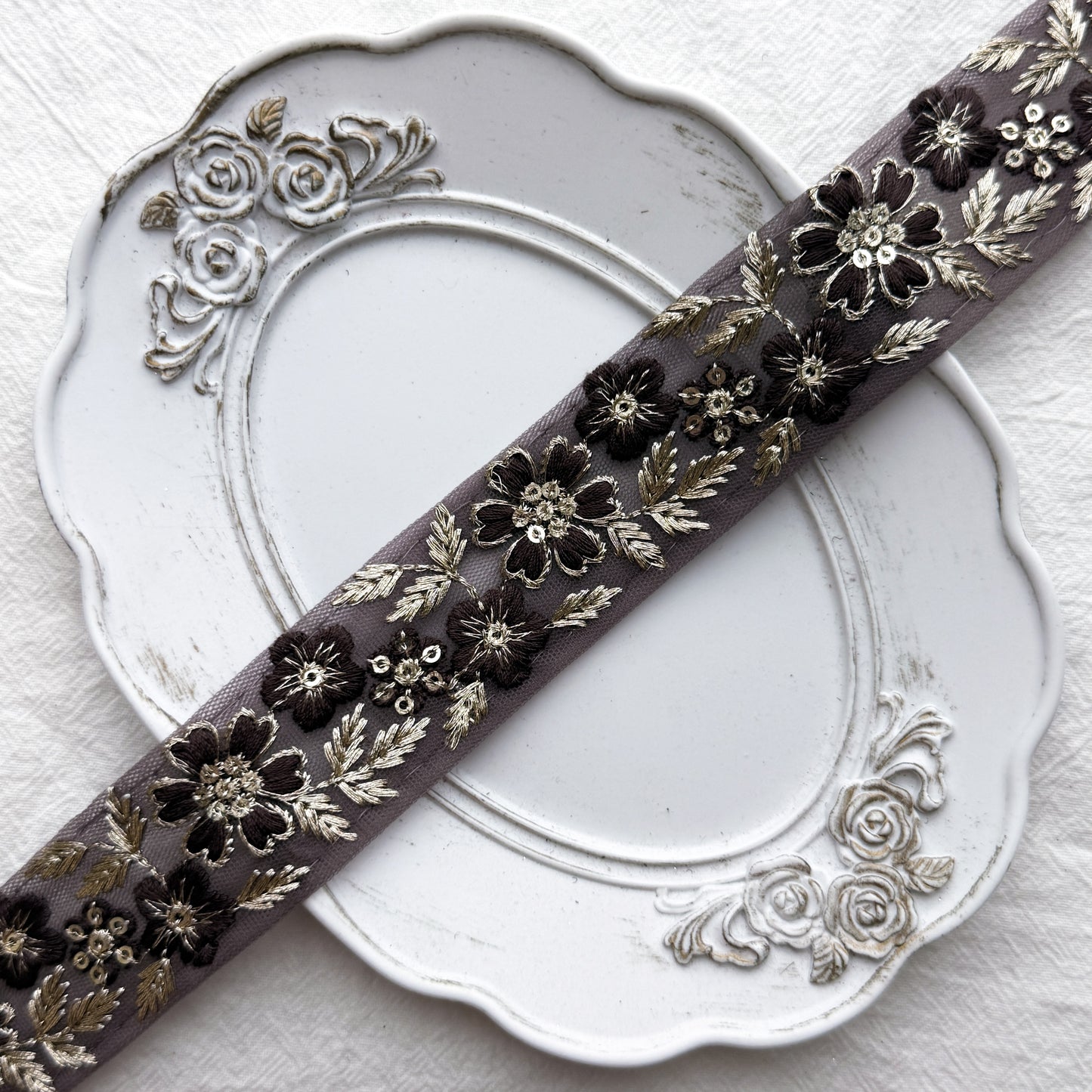 S406 インド刺繍リボン 3.5cm幅 チュール