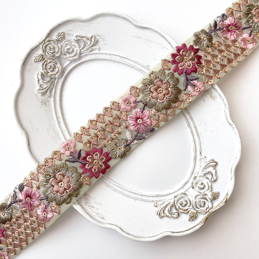 944 【 幅：3.5cm 】 インド刺繍リボン　グリーン　チュール　ブラウン　ピンク　椿色