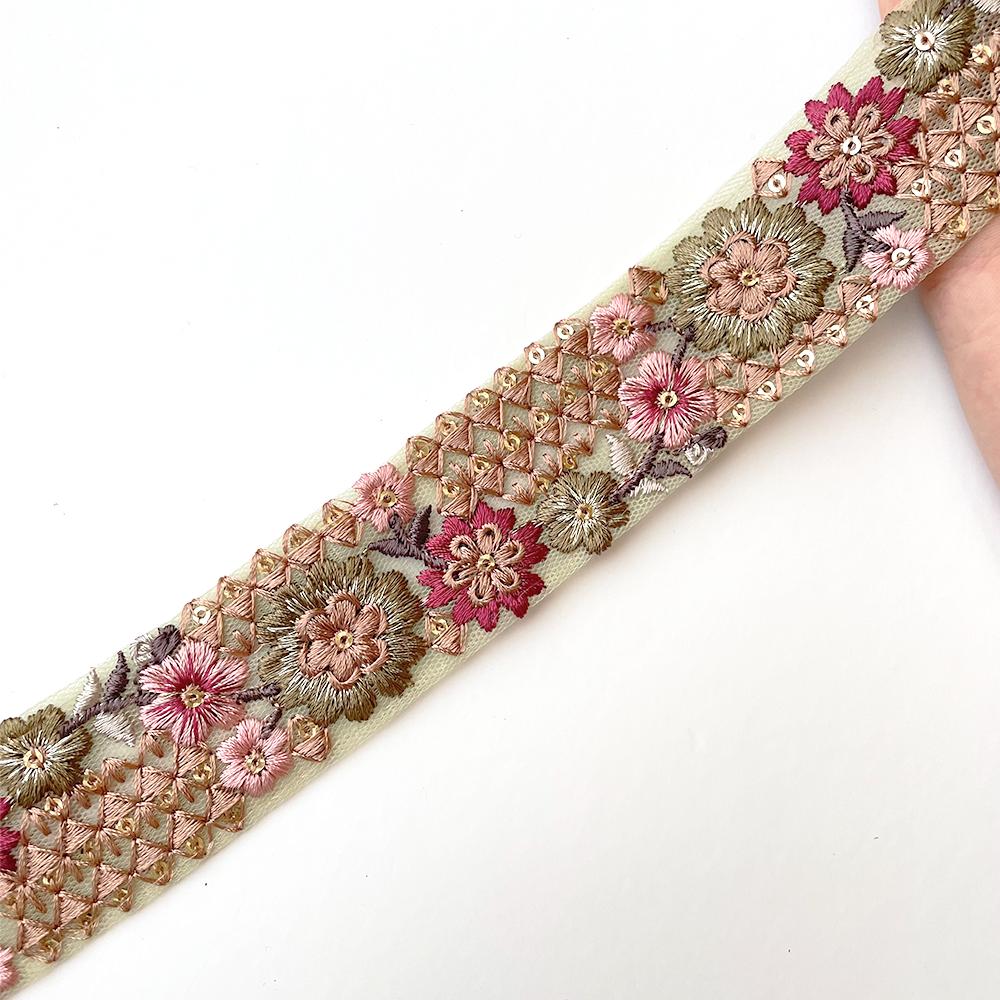 944 【 幅：3.5cm 】 インド刺繍リボン　グリーン　チュール　ブラウン　ピンク　椿色