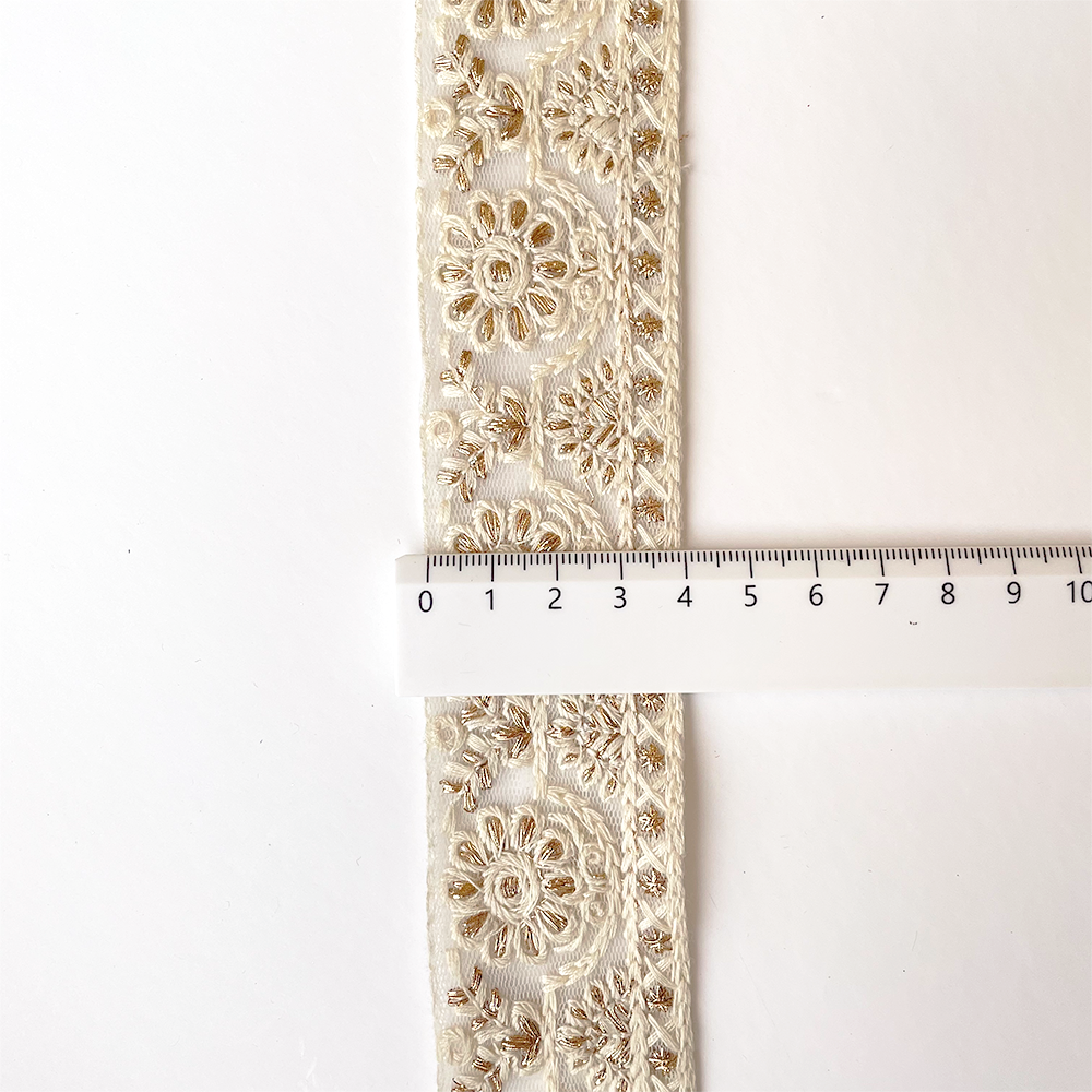 948 【 幅：4cm 】 インド刺繍リボン　ホワイト　チュール　ブラウンゴールド