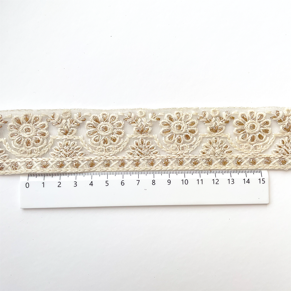 948 【 幅：4cm 】 インド刺繍リボン　ホワイト　チュール　ブラウンゴールド