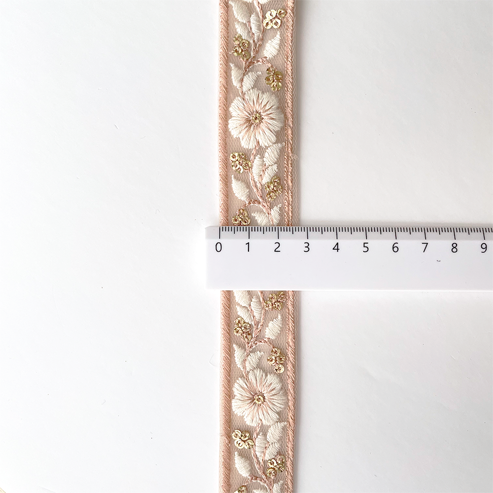 952 【 幅：2.5cm 】 インド刺繍リボン　ベージュ　チュール　ピンクベージュ　ホワイト