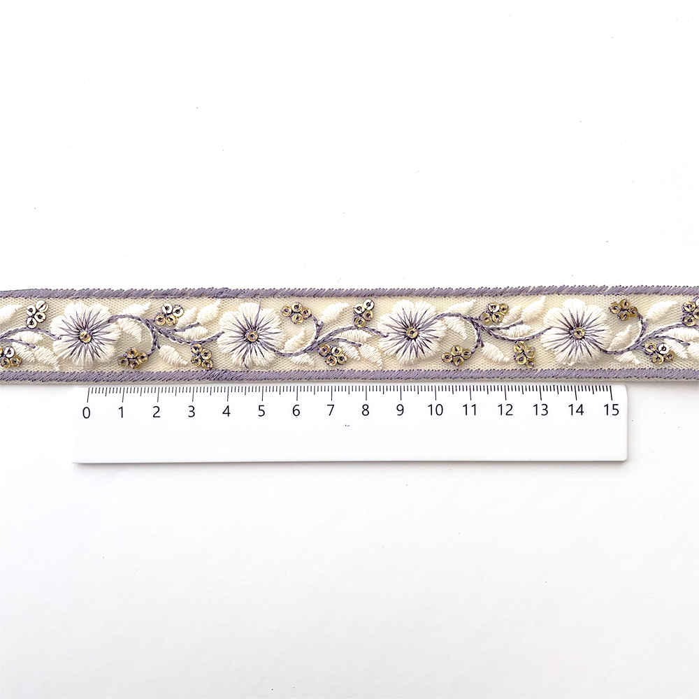 954 【 幅：2.5cm 】 インド刺繍リボン　クリーム　チュール　ホワイト　パープル