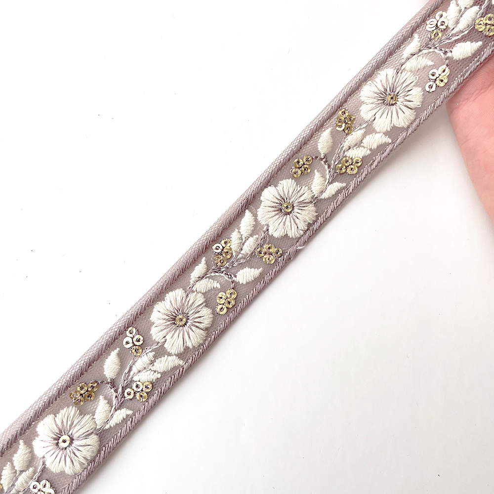 955 【 幅：2.5cm 】 インド刺繍リボン　パープル　チュール　ホワイト