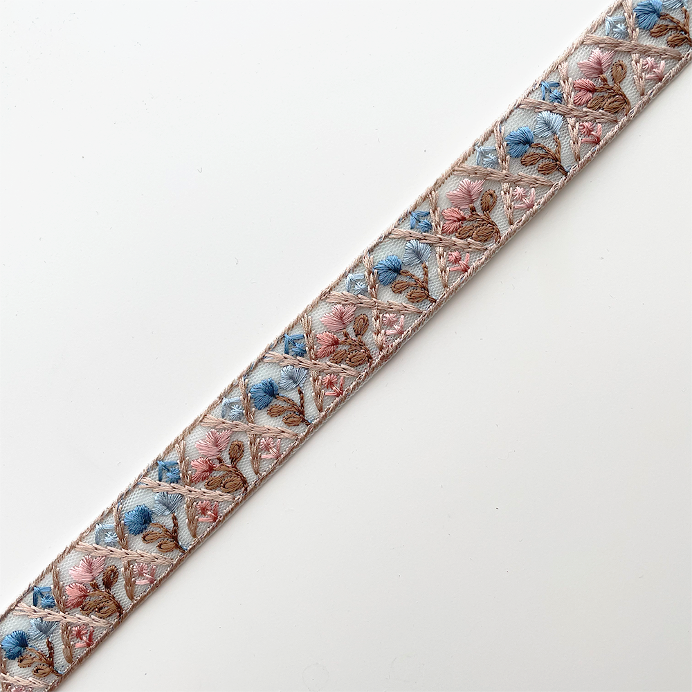977 【 幅：2.5cm 】 インド刺繍リボン　ブルー　チュール　ピンク　ブラウン　ベージュ