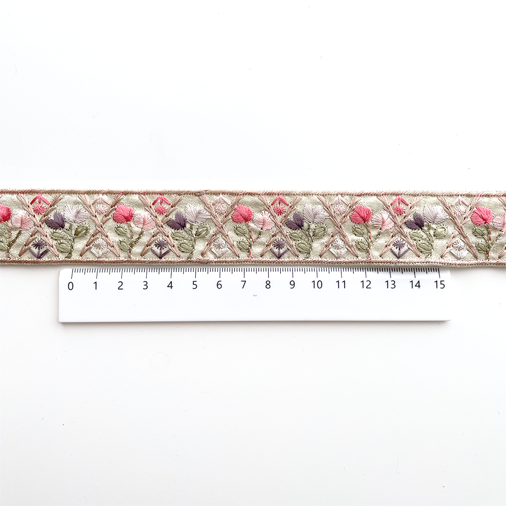 981 【 幅：3cm 】 インド刺繍リボン　グリーン　布地　ピンク　パープル　ベージュ