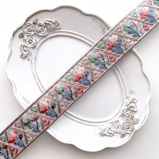 982 【 幅：3cm 】 インド刺繍リボン　ブルー　布地　オレンジ　ピンク　ベージュ　グリーン