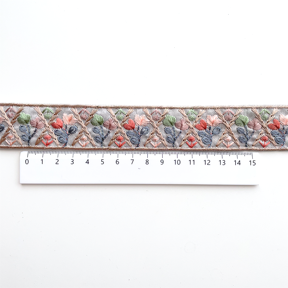 982 【 幅：3cm 】 インド刺繍リボン　ブルー　布地　オレンジ　ピンク　ベージュ　グリーン
