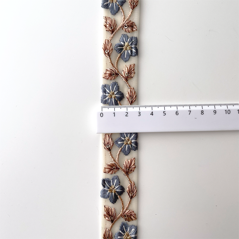 993 【 幅：3cm 】 インド刺繍リボン　クリーム　チュール　ブルー　ブラウン