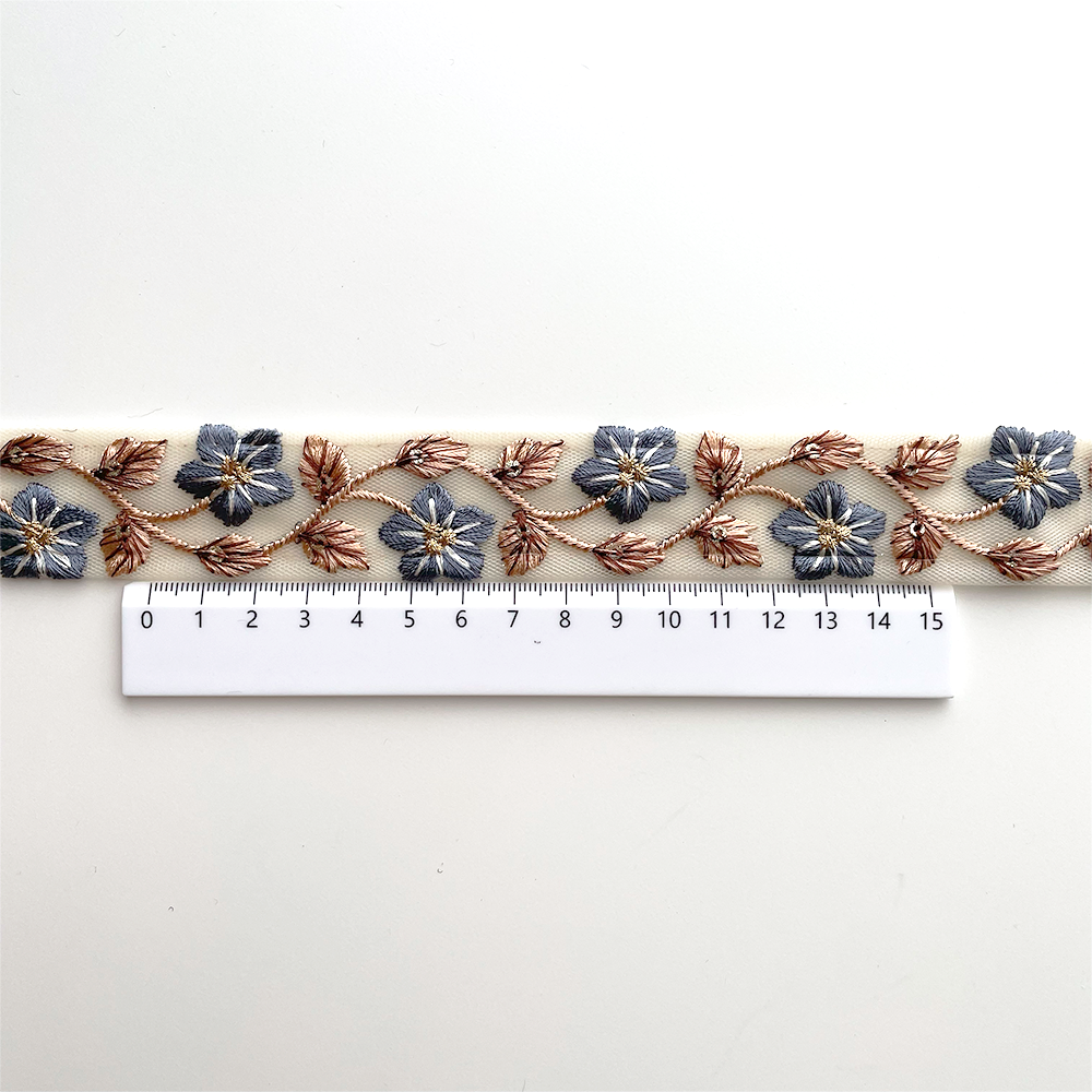 993 【 幅：3cm 】 インド刺繍リボン　クリーム　チュール　ブルー　ブラウン