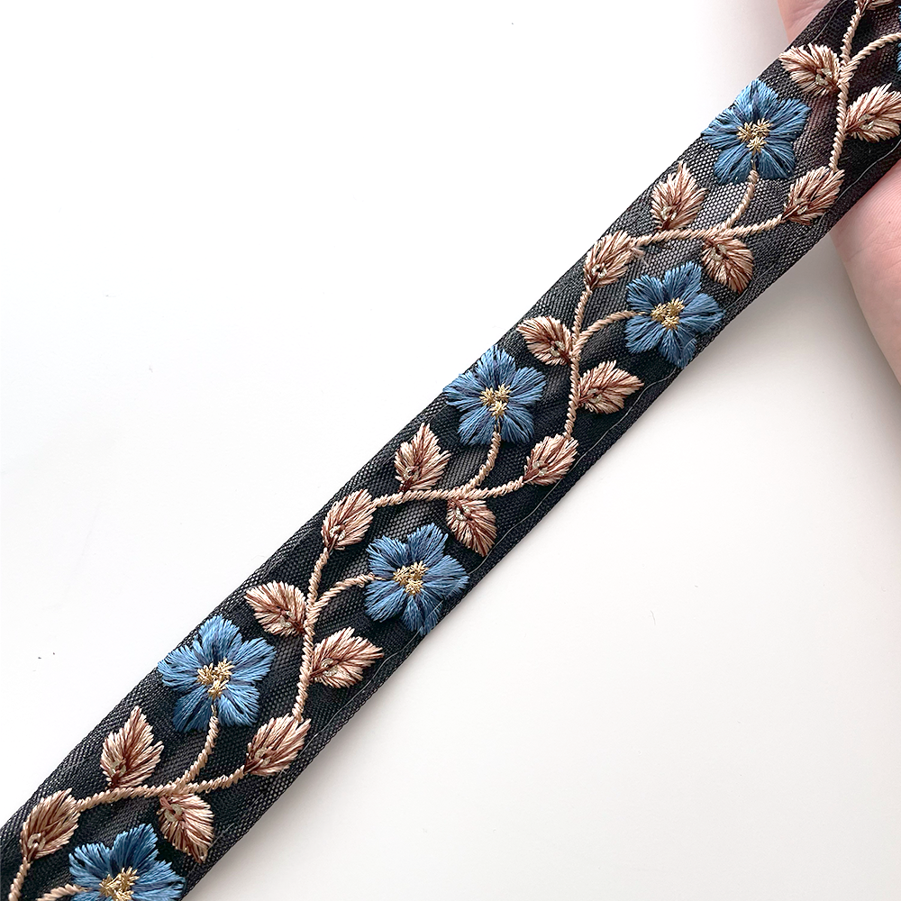 996 【 幅：3cm 】 インド刺繍リボン　ブラック　チュール　ブルー　ブラウン