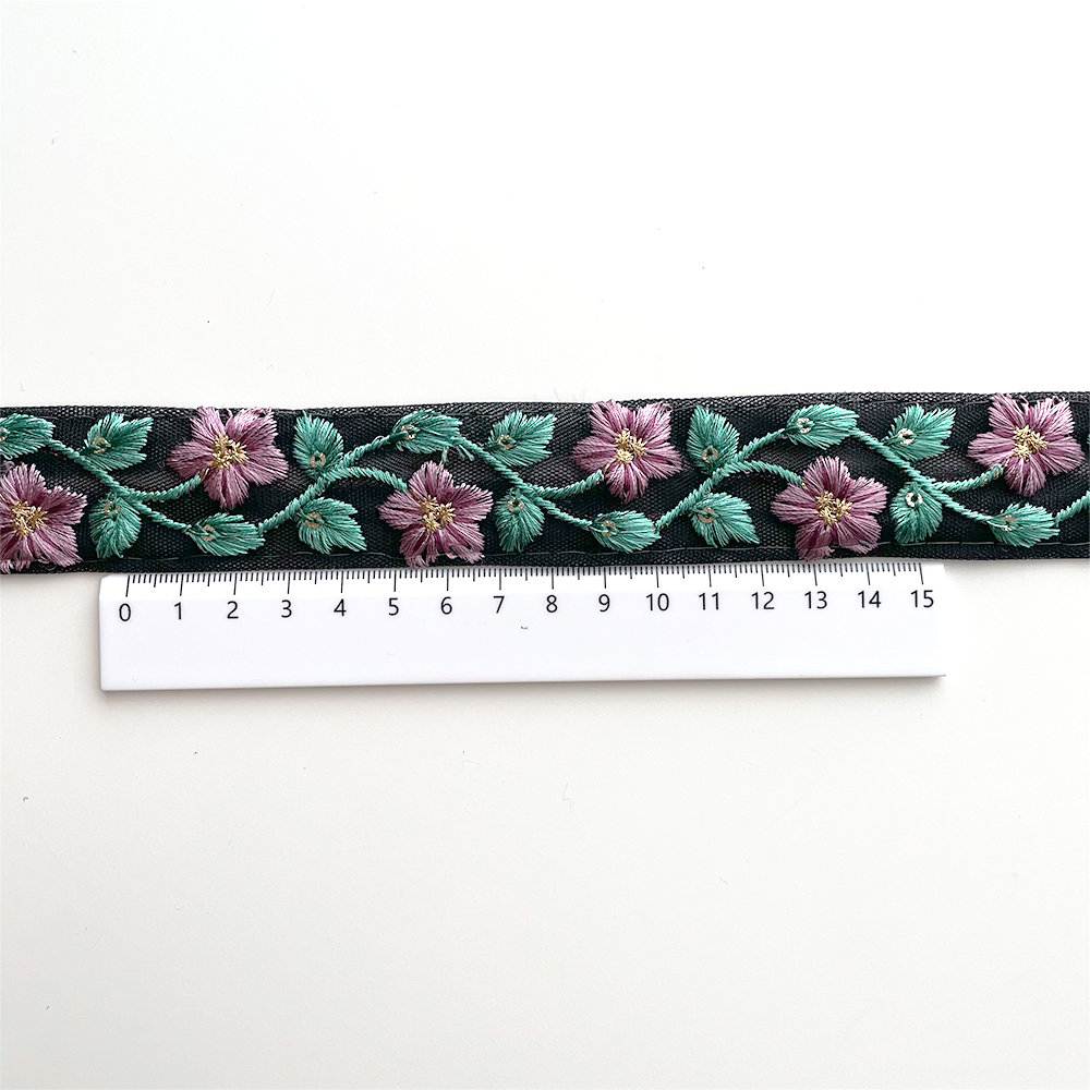 997 【 幅：3cm 】 インド刺繍リボン　ブラック　チュール　グリーン　パープル
