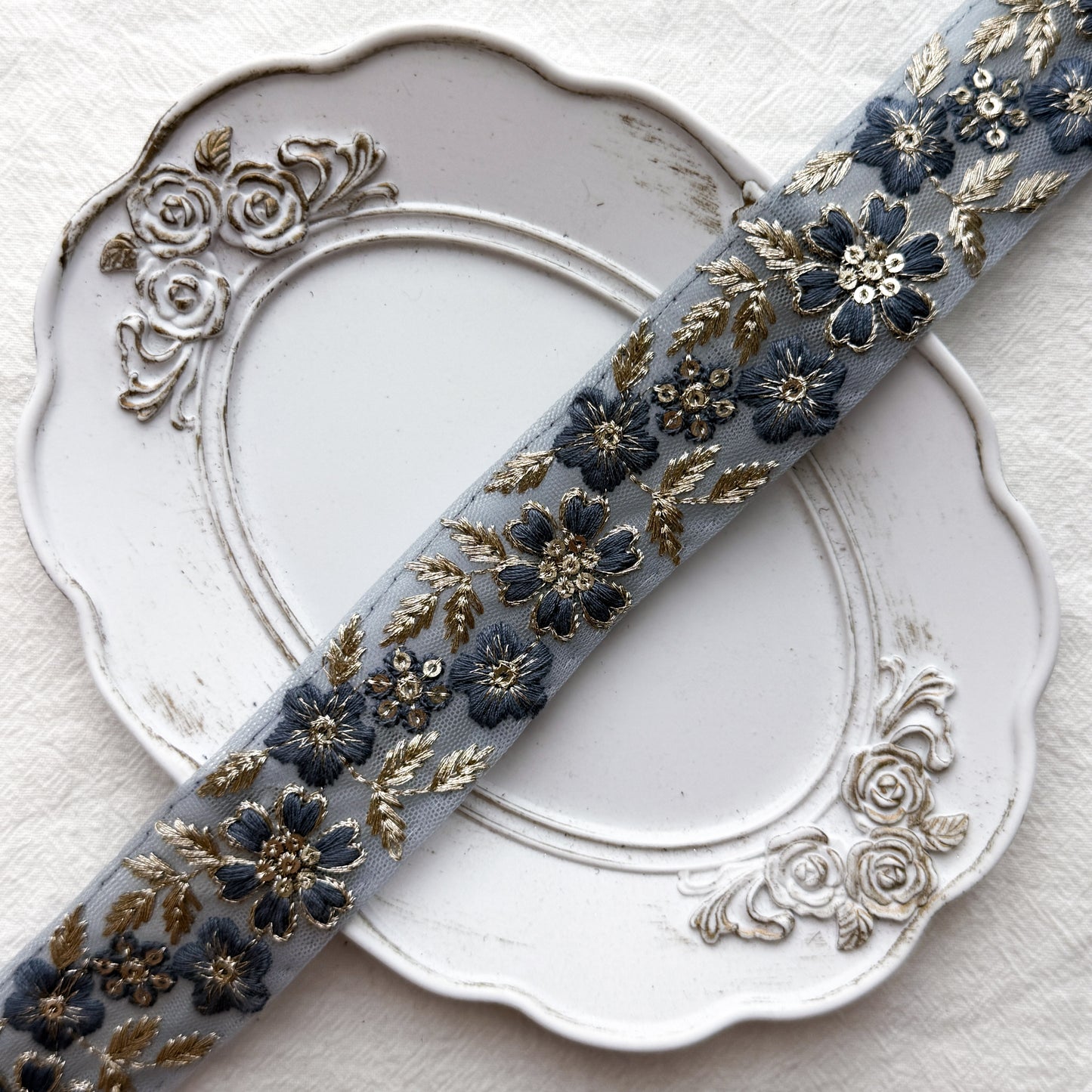 S406 インド刺繍リボン 3.5cm幅 チュール