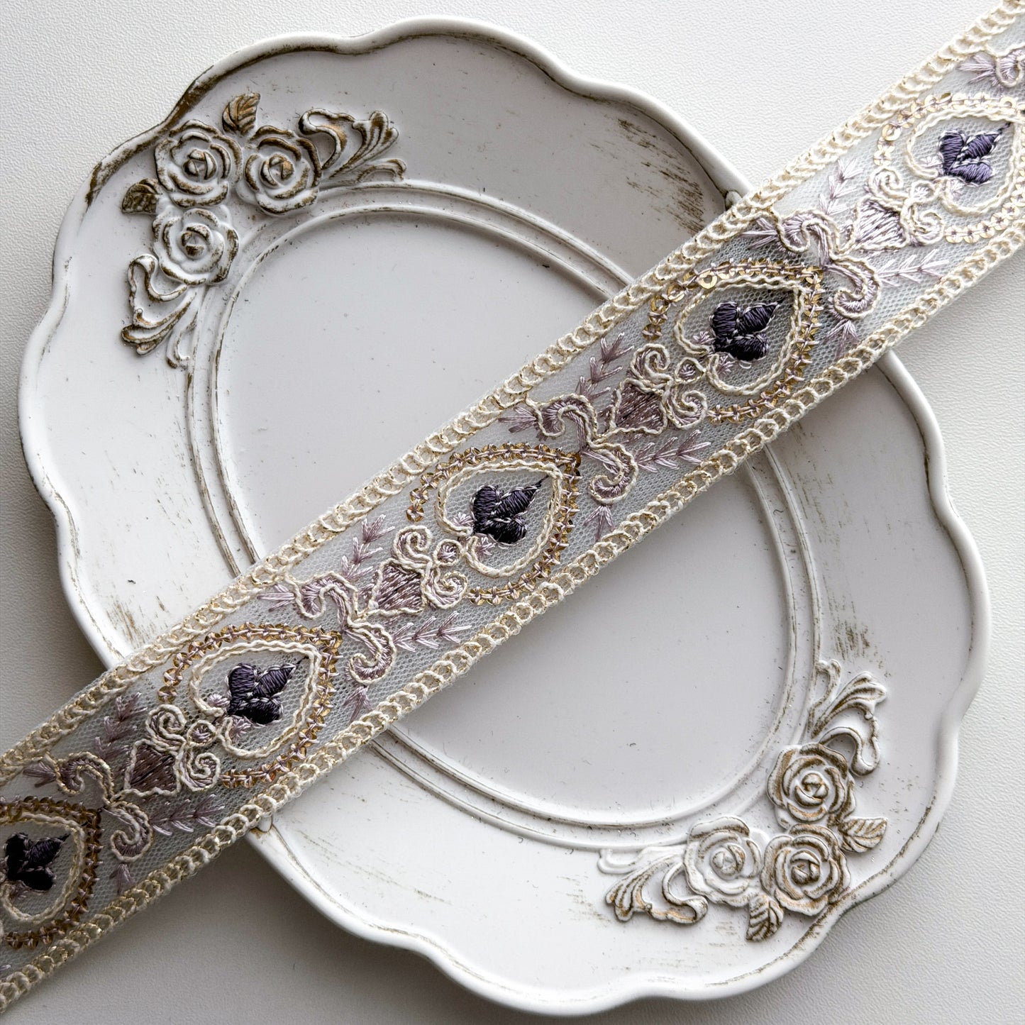 S371 インド刺繍リボン 3.5cm幅 チュール ザリ