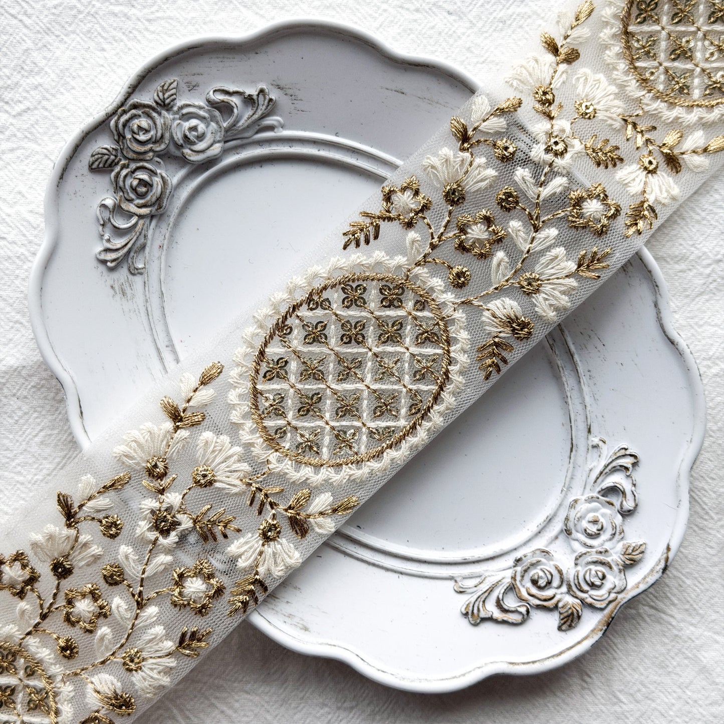 S400 インド刺繍リボン 5cm幅 チュール